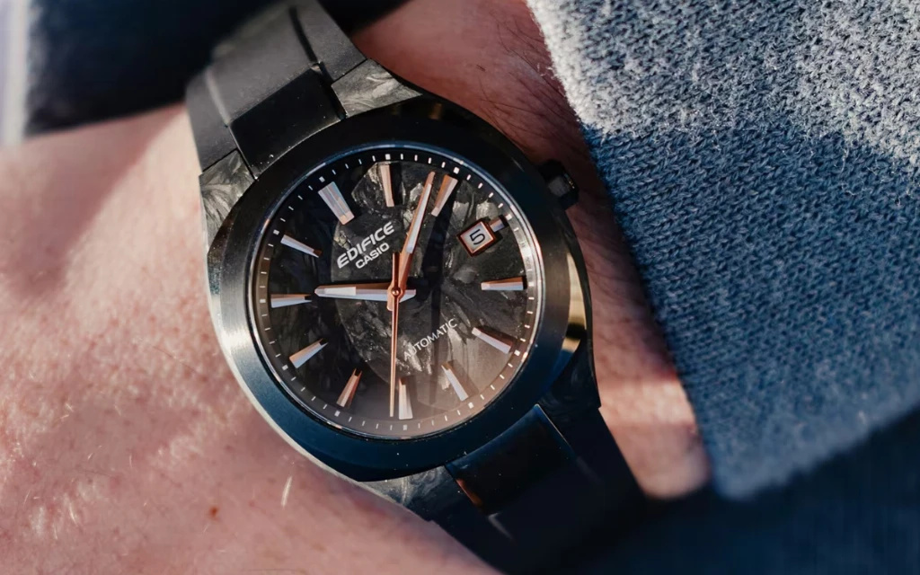 Casio представила нову серію механічних годинників Edifice EFK-200